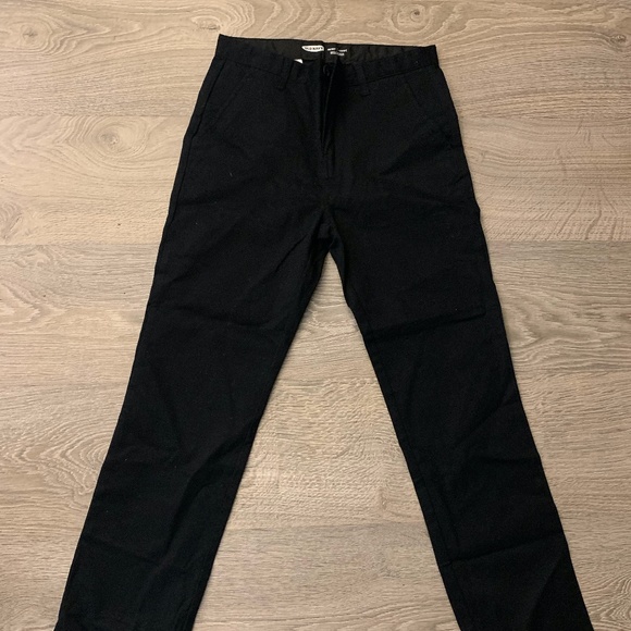 Old Navy Black Skinny Pants - Picture 1 of 4